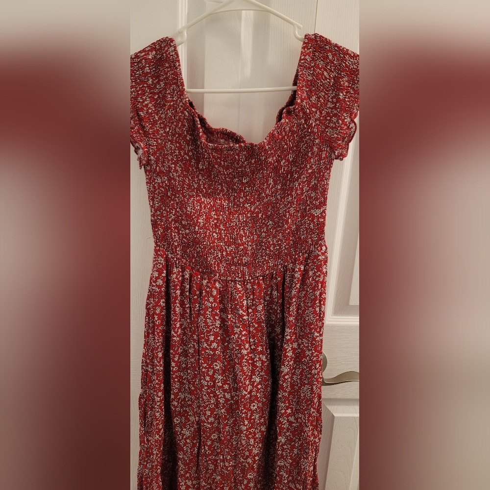 Dress never worn